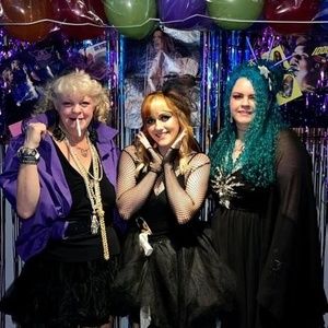 Meet your Posher, Dawn